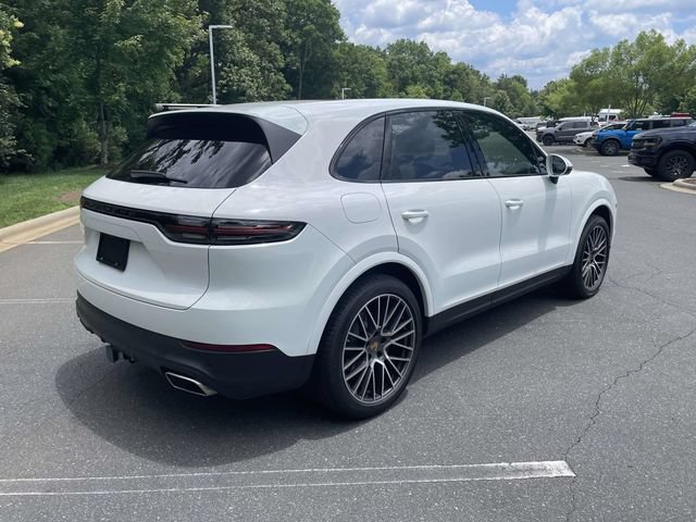 Used 2023 Porsche Cayenne AWD/4WD image 30