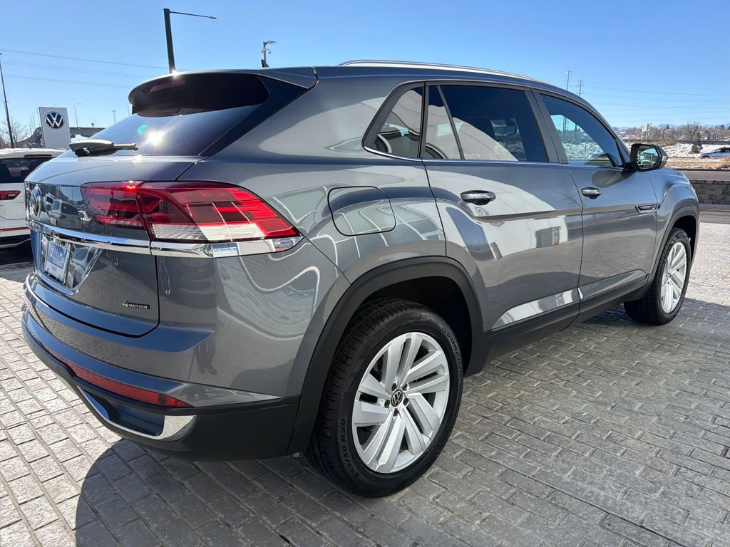 Used 2023 Volkswagen Atlas Cross Sport SE w/ Panoramic Sunroof Package image 7