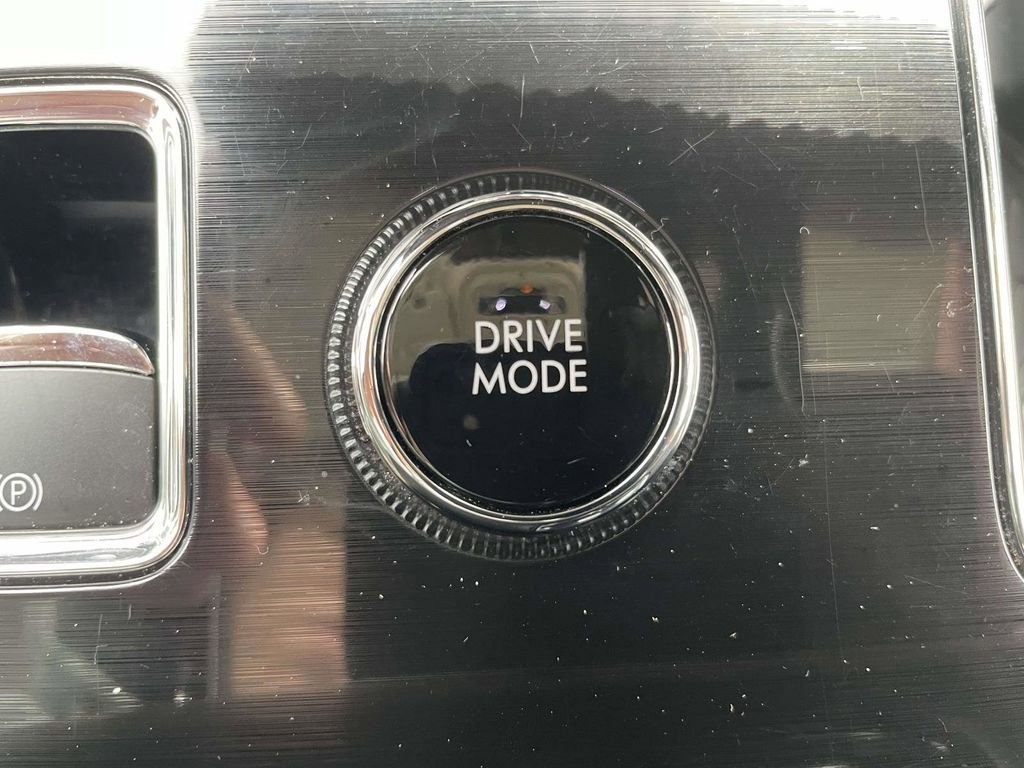 Certified 2023 Lincoln Aviator Reserve w/ Equipment Group 201A image 23