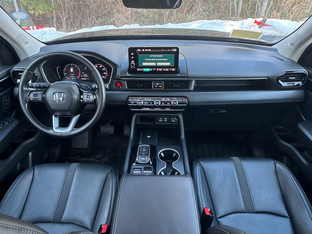Used 2023 Honda Pilot Touring image 17