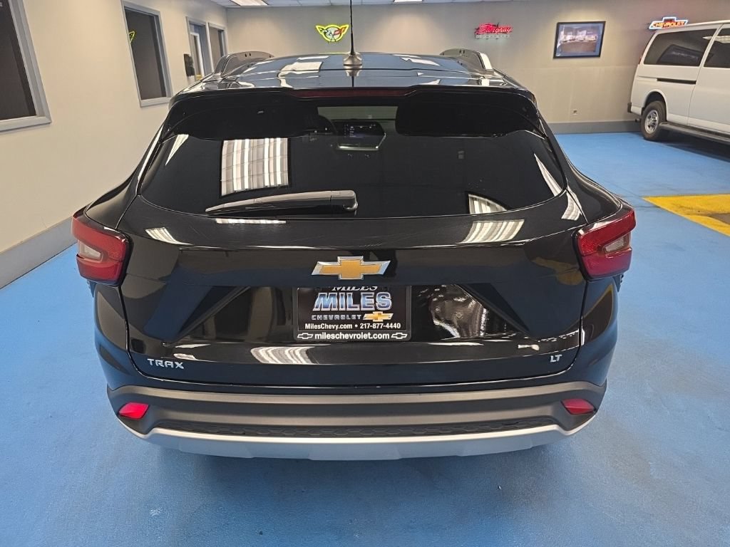 Certified 2024 Chevrolet Trax LT FWD image 6