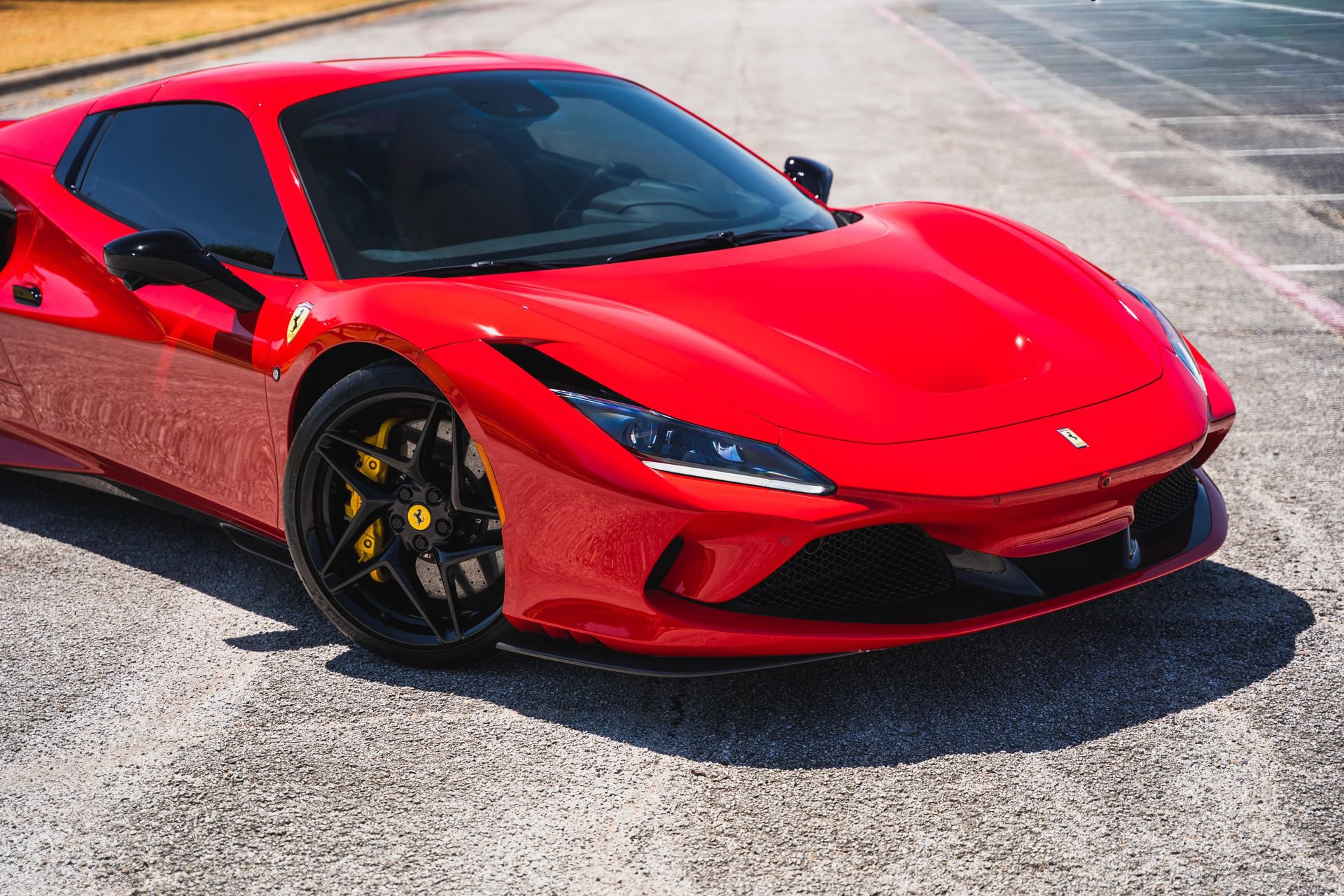 Used 2021 Ferrari F8 Tributo RWD image 38