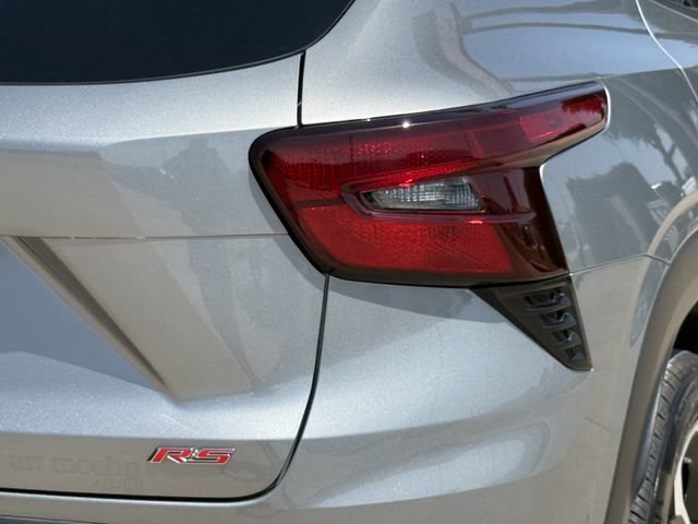 Certified 2024 Chevrolet Trax RS w/ Sunroof Package FWD image 8