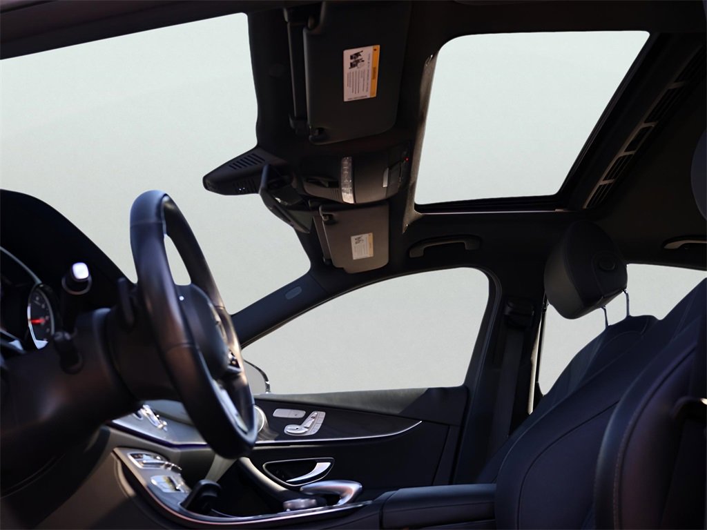 Used 2019 Mercedes-Benz E 300 4MATIC image 40