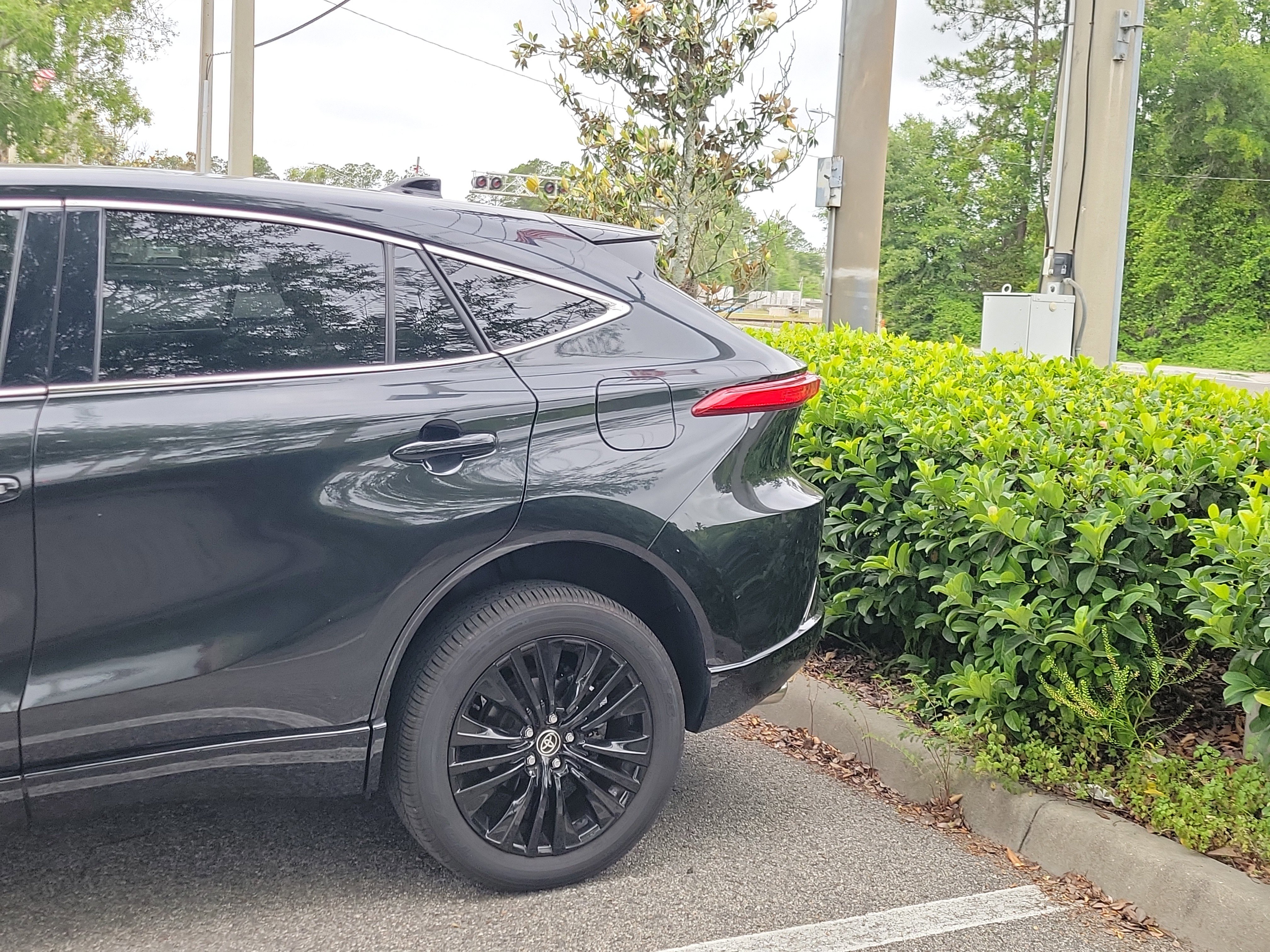 Used 2023 Toyota Venza Nightshade AWD/4WD image 20