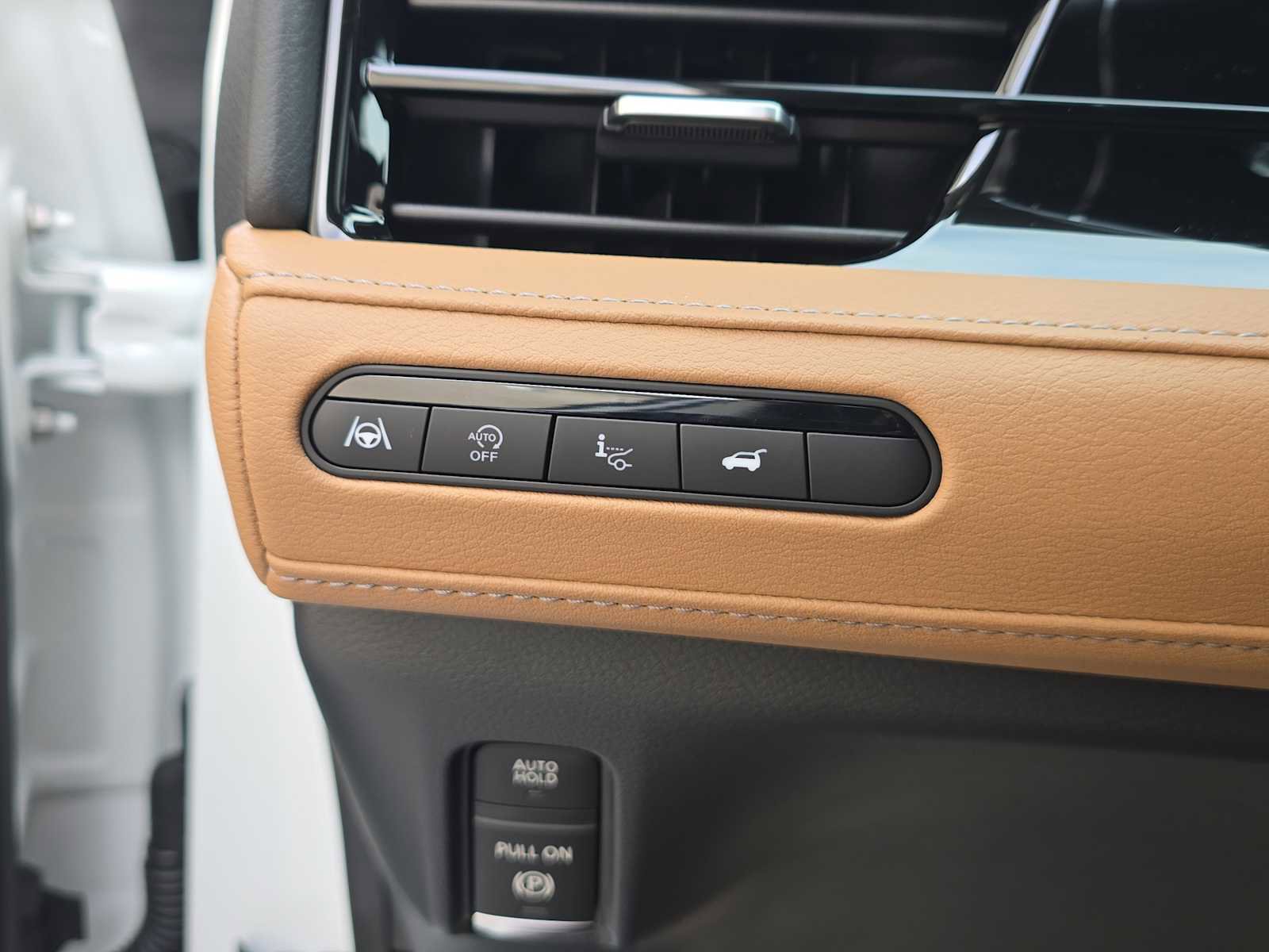 New 2026 INFINITI QX80 Luxe w/ Cargo Package image 24