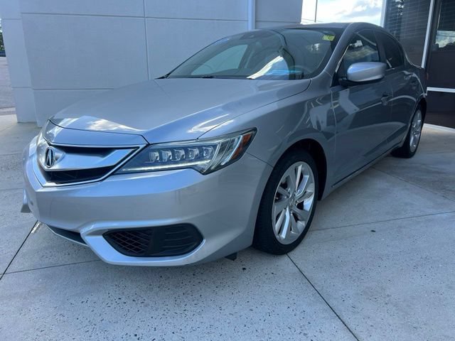 Used 2017 Acura ILX FWD image 4