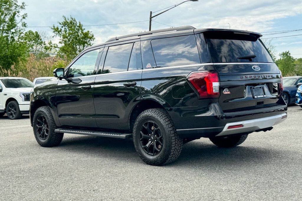Used 2023 Ford Expedition Timberline AWD/4WD image 5