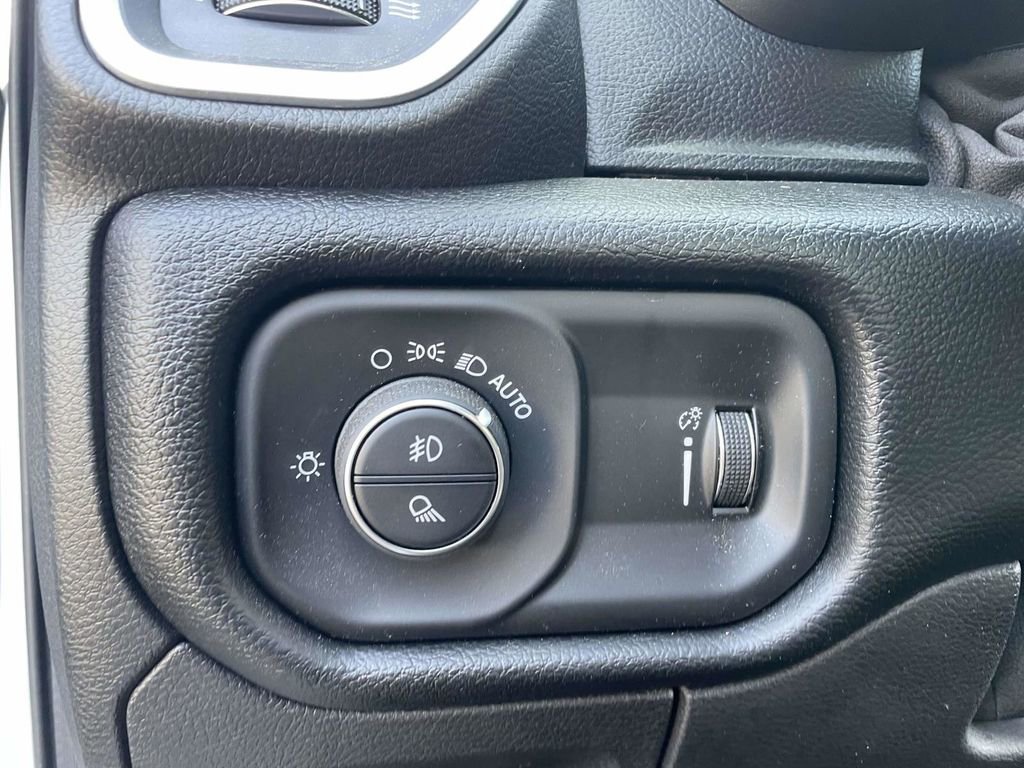 Used 2020 RAM 1500 Big Horn image 22