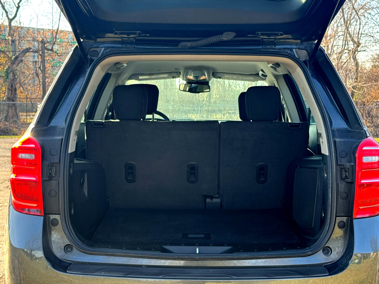 Used 2017 Chevrolet Equinox LS image 15