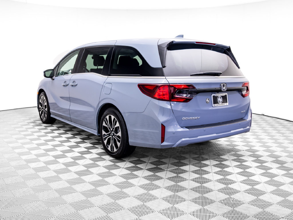 Used 2026 Honda Odyssey Elite image 4