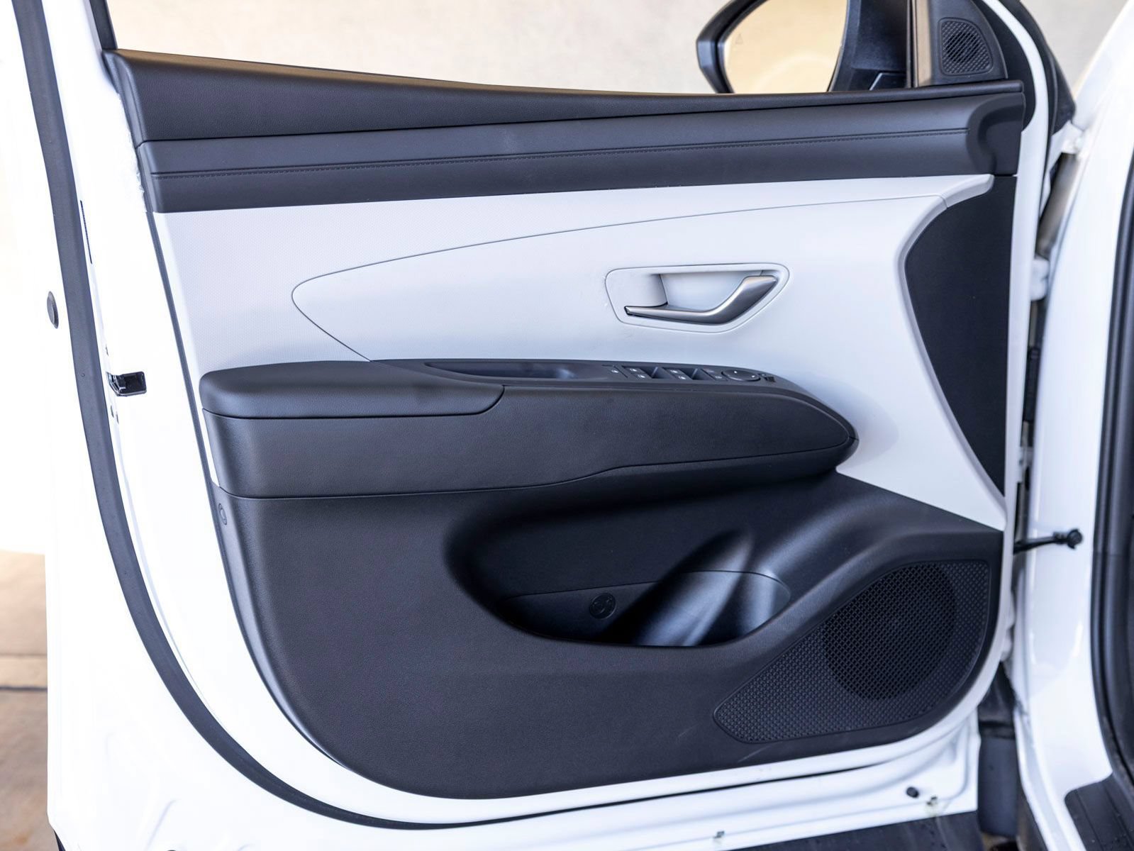 New 2025 Hyundai Tucson SE FWD image 14