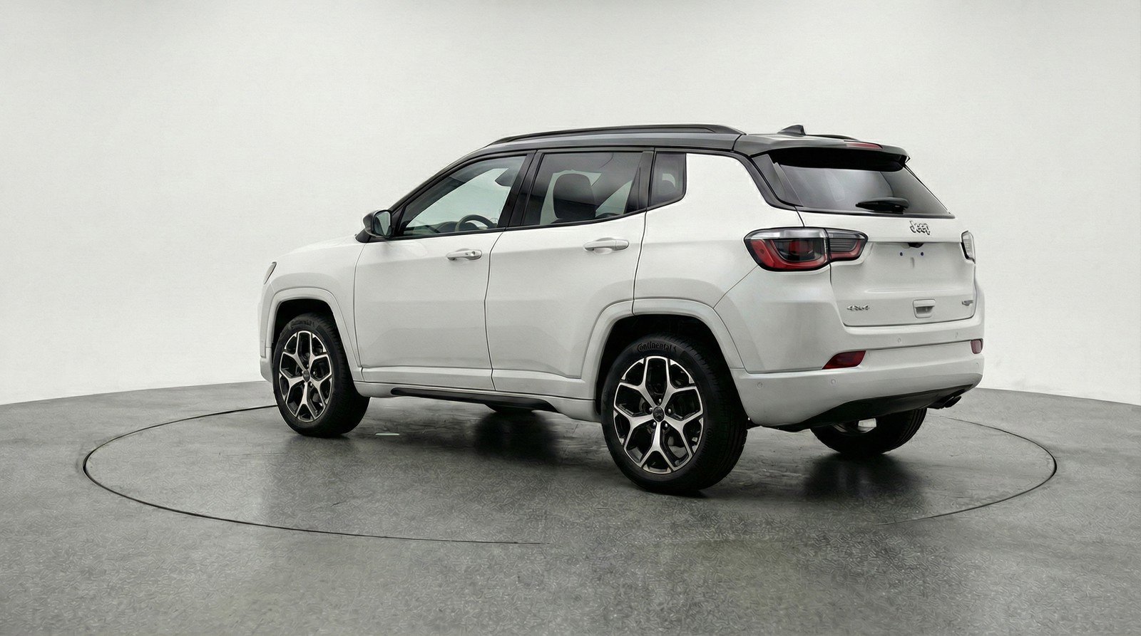 Used 2025 Jeep Compass Limited image 6