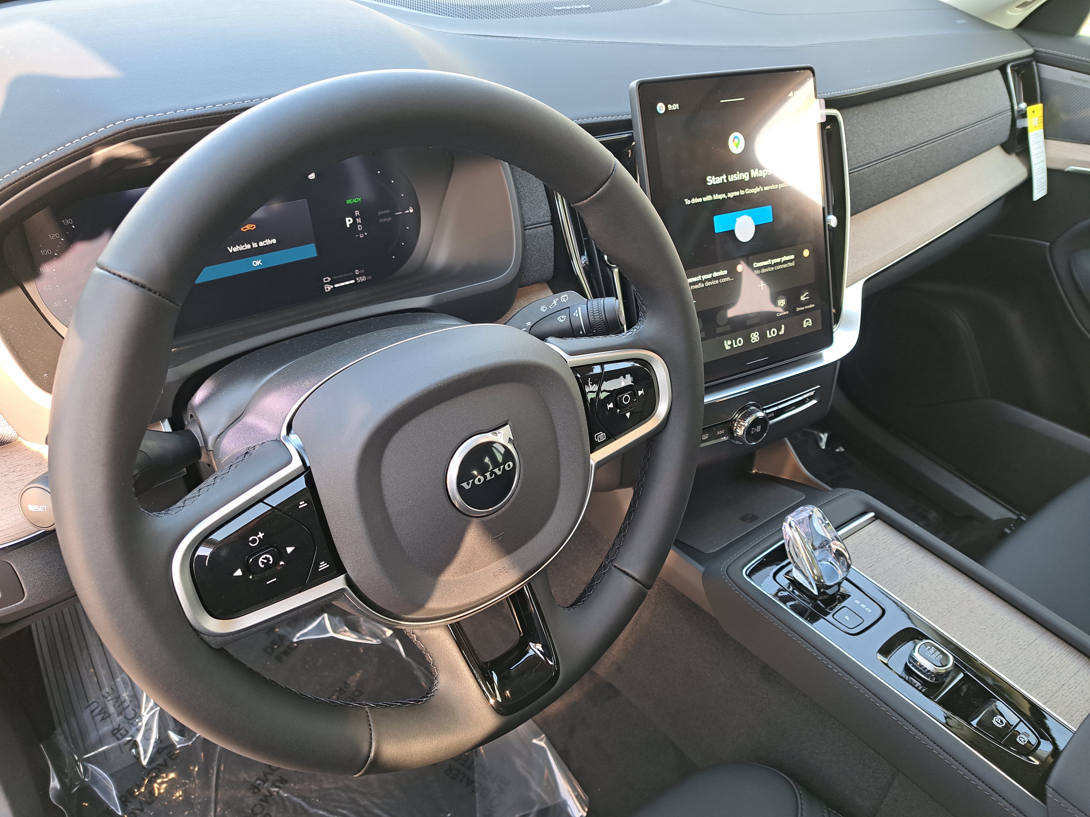 New 2026 Volvo XC90 T8 Plus AWD/4WD image 5