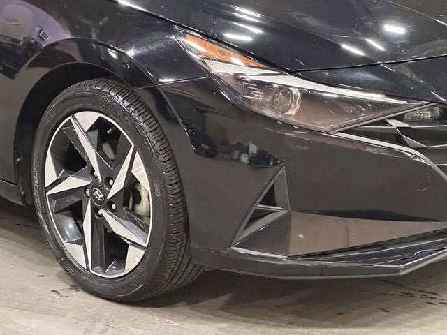 Used 2023 Hyundai Elantra SEL w/ Convenience Package FWD image 13