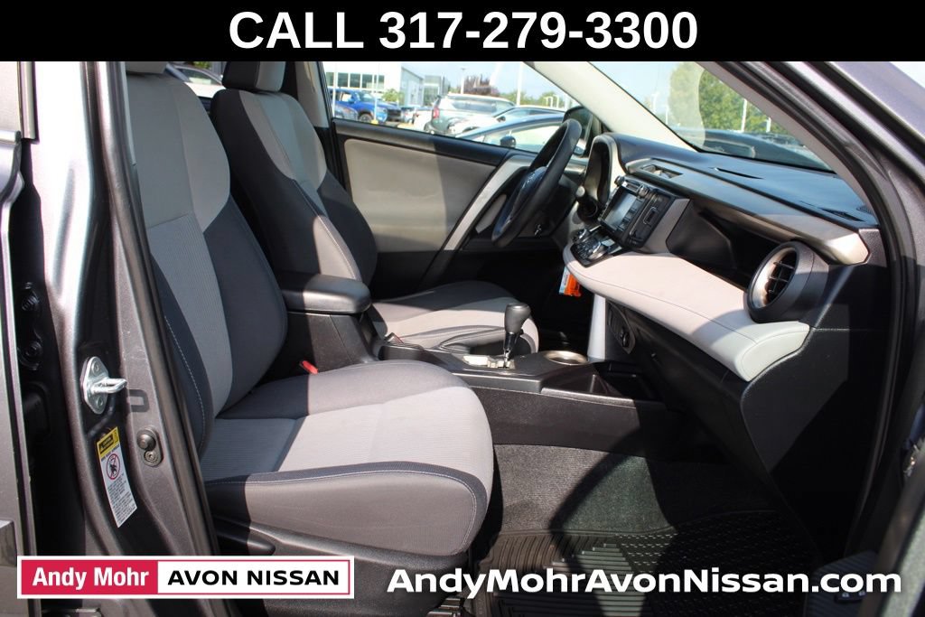 Used 2014 Toyota RAV4 XLE AWD/4WD image 17