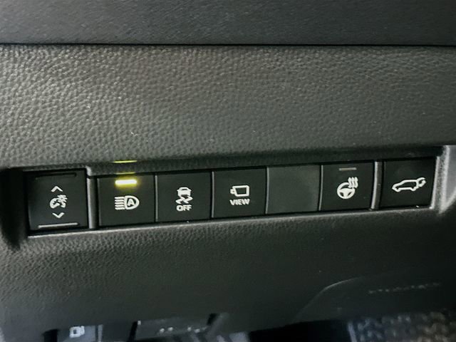 Used 2022 Toyota Venza Limited w/ Advanced Technology Package AWD/4WD image 11