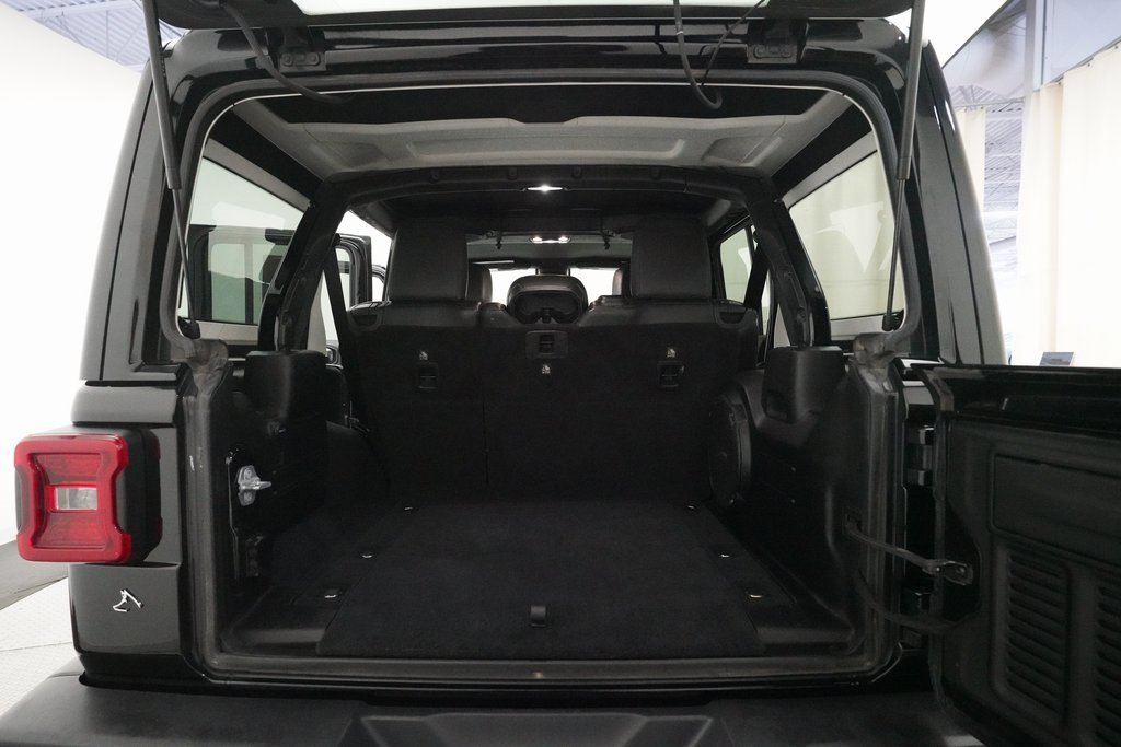 Used 2019 Jeep Wrangler Unlimited Sahara w/ Quick Order Package 24M Moab image 10