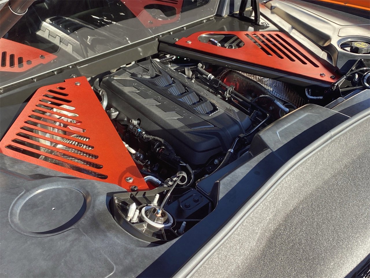 Used 2024 Chevrolet Corvette Stingray Premium Cpe w/ Z51 Performance Package image 14