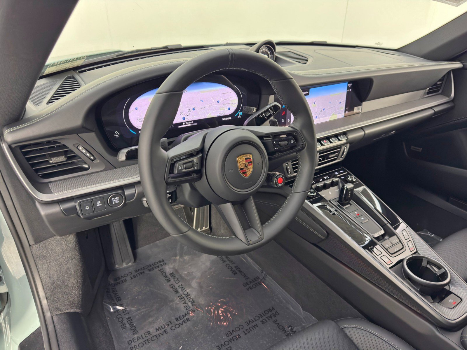 Used 2025 Porsche 911 Carrera image 13