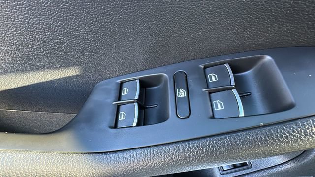 Used 2017 Volkswagen Jetta SEL image 26