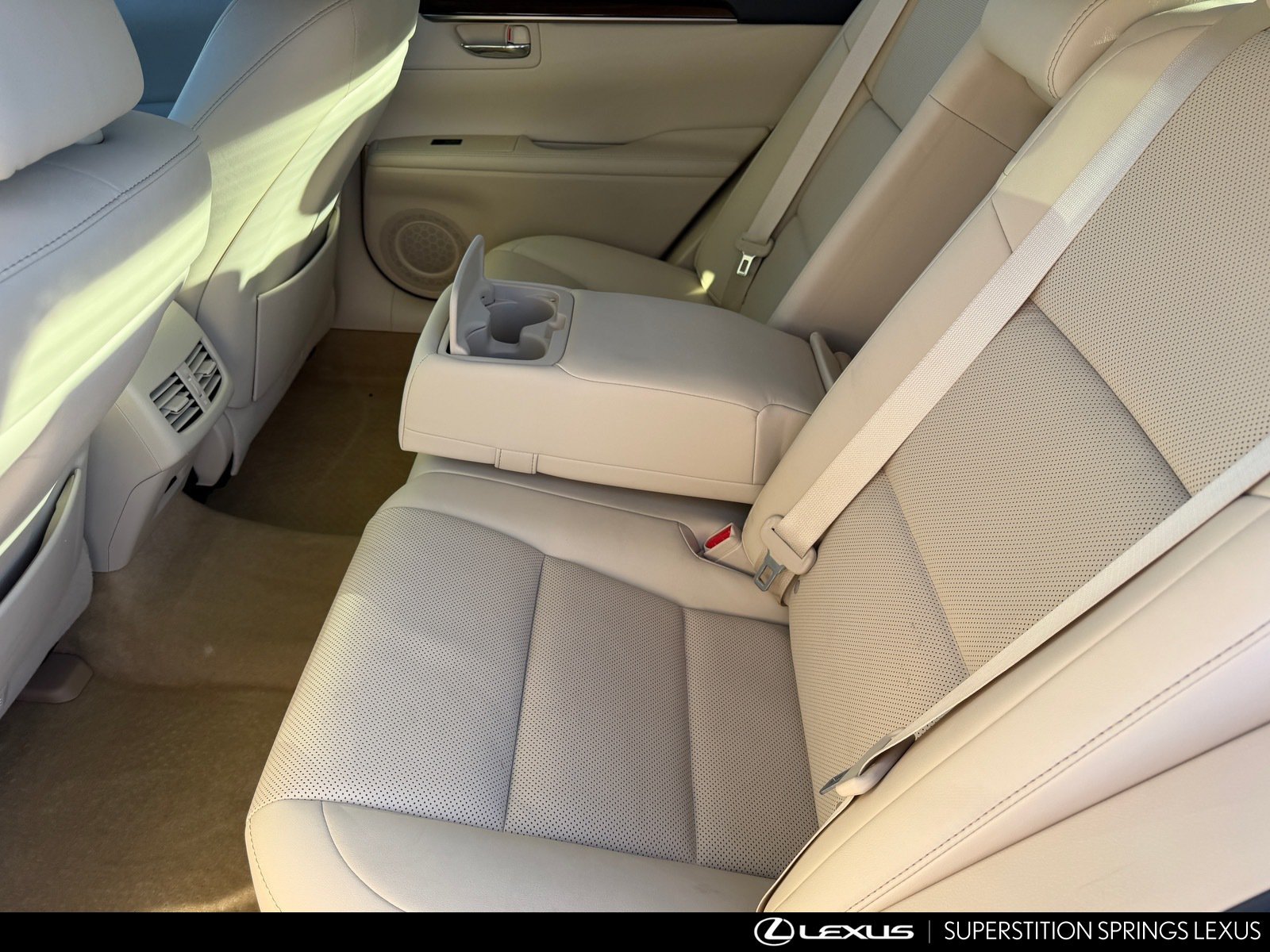 Used 2014 Lexus ES 350 w/ Premium Package FWD image 15