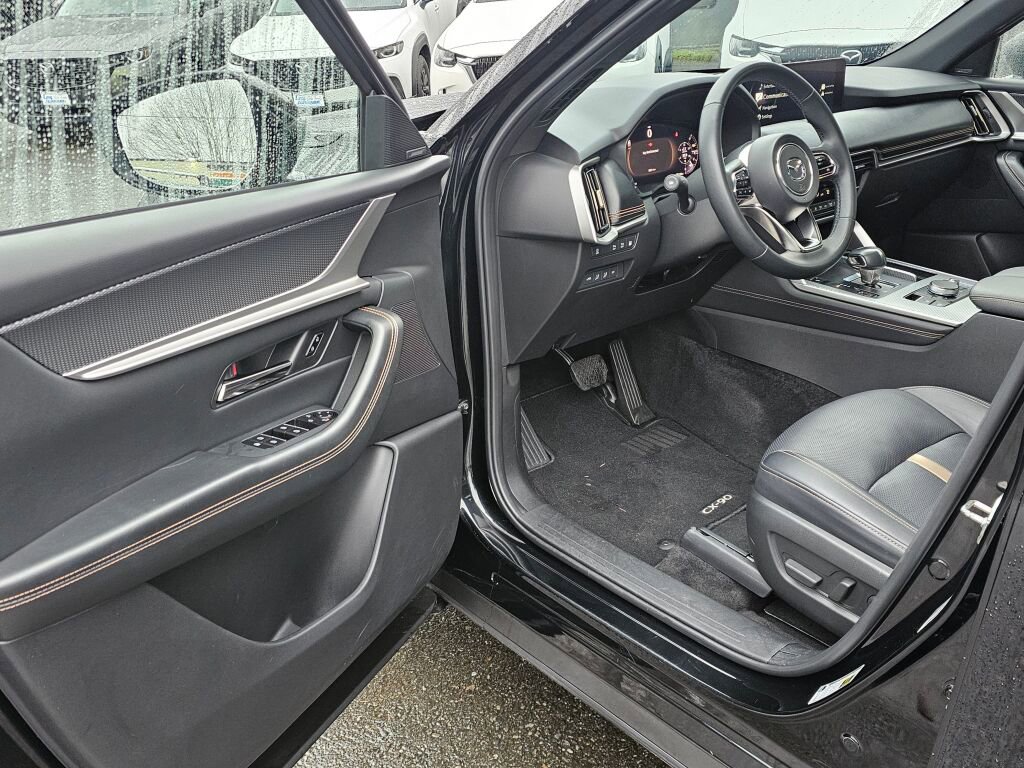 Certified 2024 MAZDA CX-90 Plug-In Hybrid w/ Premium Plus image 21