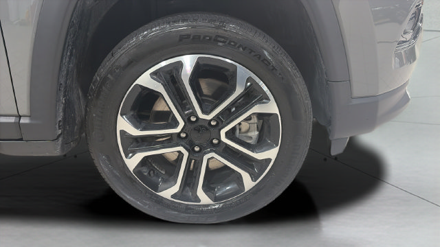 Used 2023 Jeep Compass Limited AWD/4WD image 23