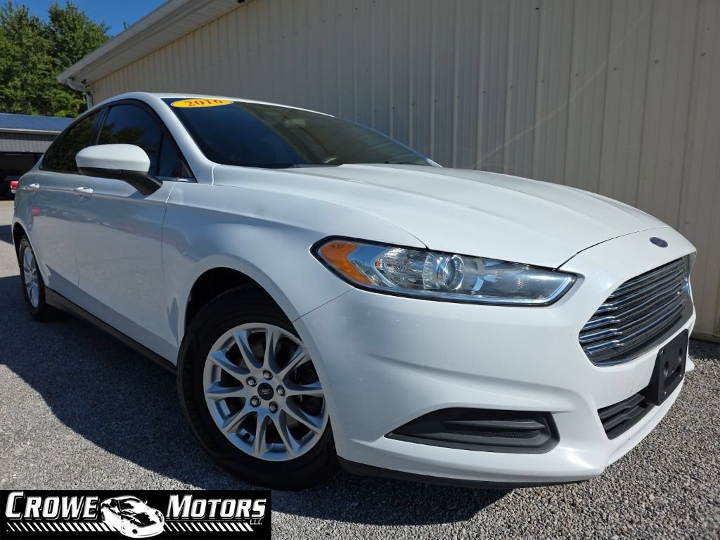 Used 2016 Ford Fusion S FWD image 1
