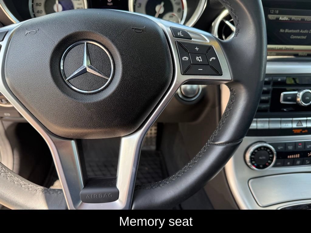 Used 2016 Mercedes-Benz SLK 300 image 11