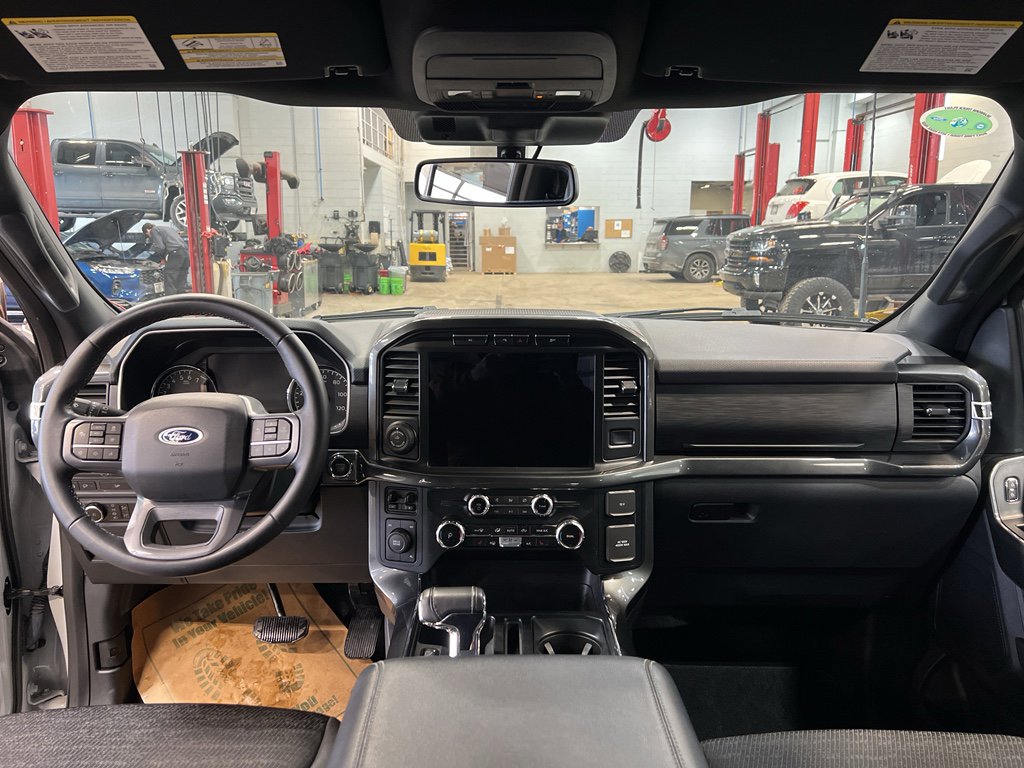 Used 2023 Ford F150 XLT w/ Equipment Group 302A High image 19