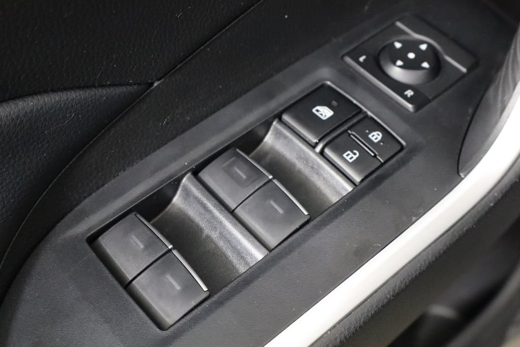 Used 2022 Toyota RAV4 SE w/ Convenience Package AWD/4WD image 20
