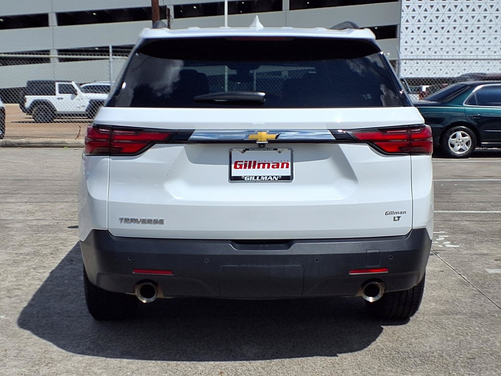 Used 2023 Chevrolet Traverse LT FWD image 25