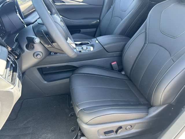 New 2027 INFINITI QX60 Luxe FWD image 22