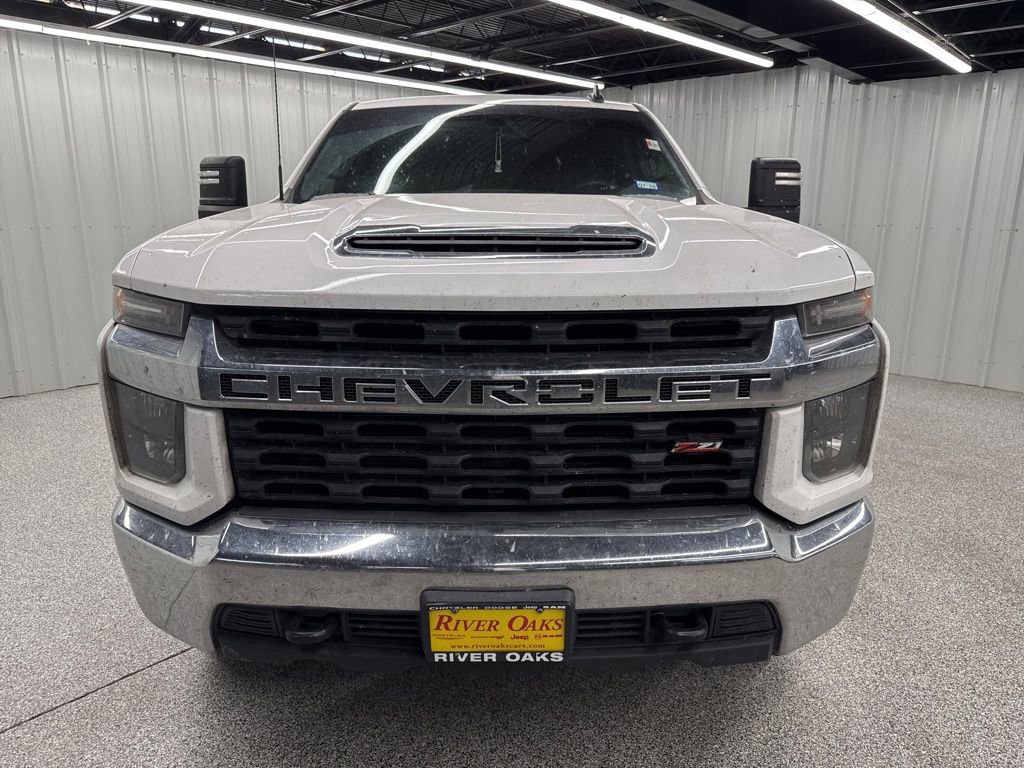 Used 2020 Chevrolet Silverado 2500 LT w/ Z71 Off-Road Package AWD/4WD image 2
