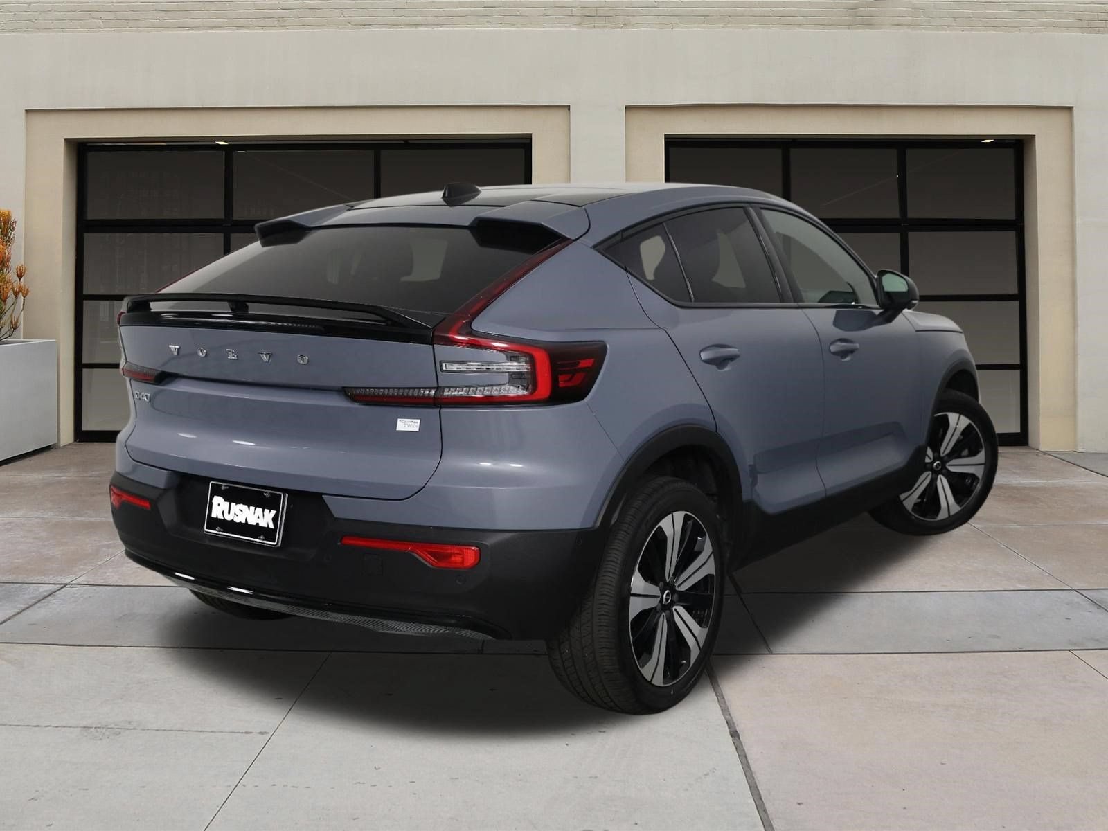Certified 2023 Volvo C40 P8 Recharge Plus w/ Protection Package Premier AWD/4WD image 4