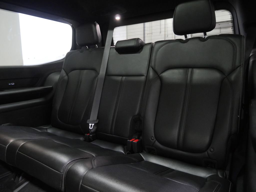 Used 2023 Jeep Wagoneer Series II image 23