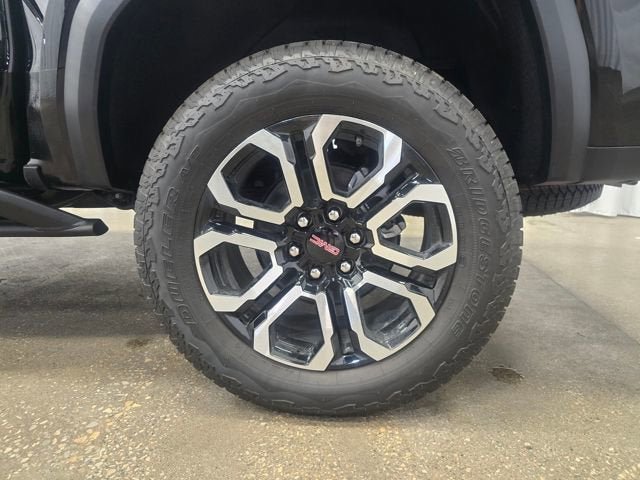 New 2025 GMC Canyon AT4 w/ Nightfall Edition AWD/4WD image 22