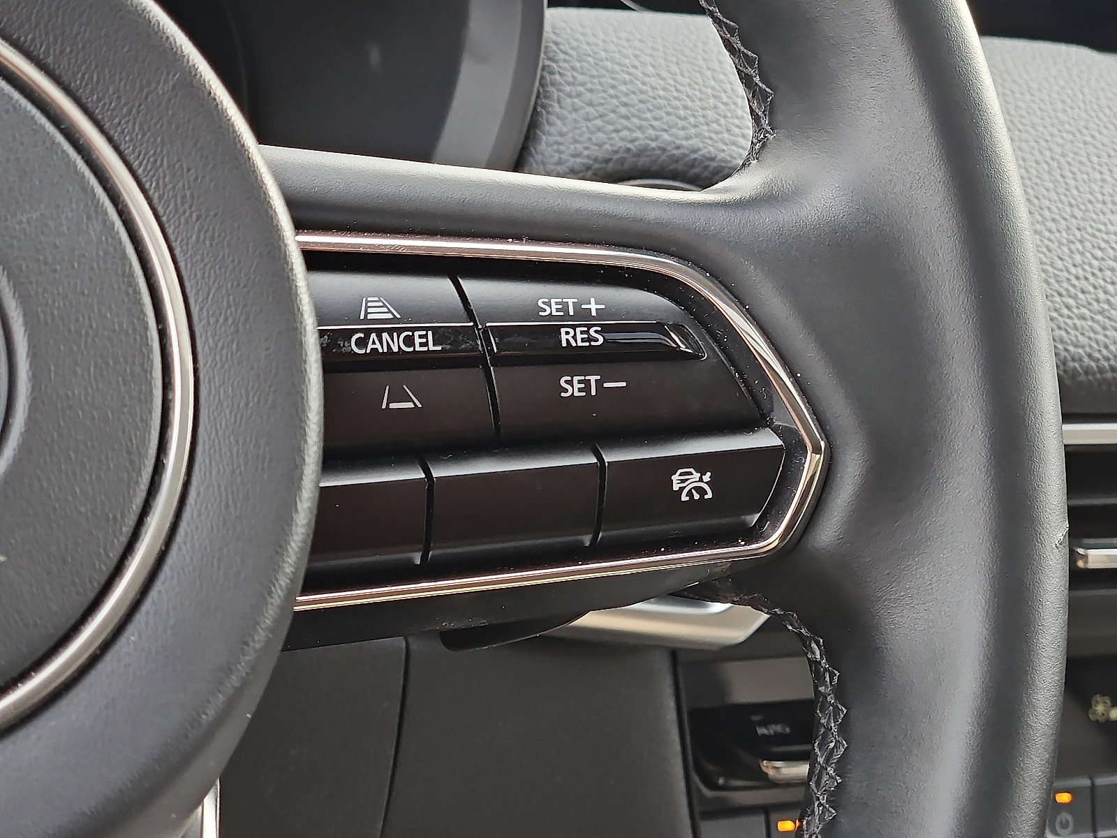 Used 2024 MAZDA CX-90 Plug-In Hybrid w/ Preferred image 22