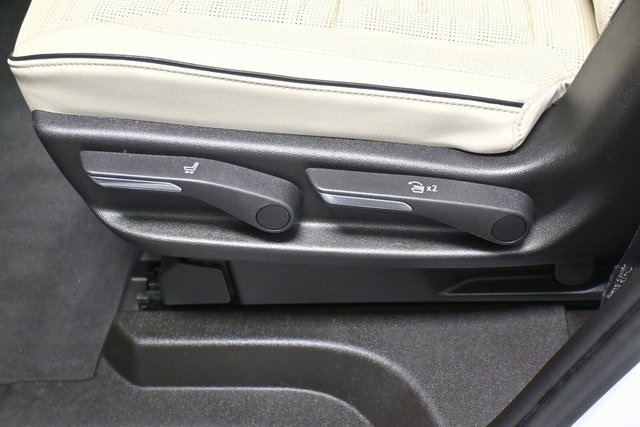 Used 2021 Cadillac Escalade Sport w/ Driver Assist Tech Package image 13