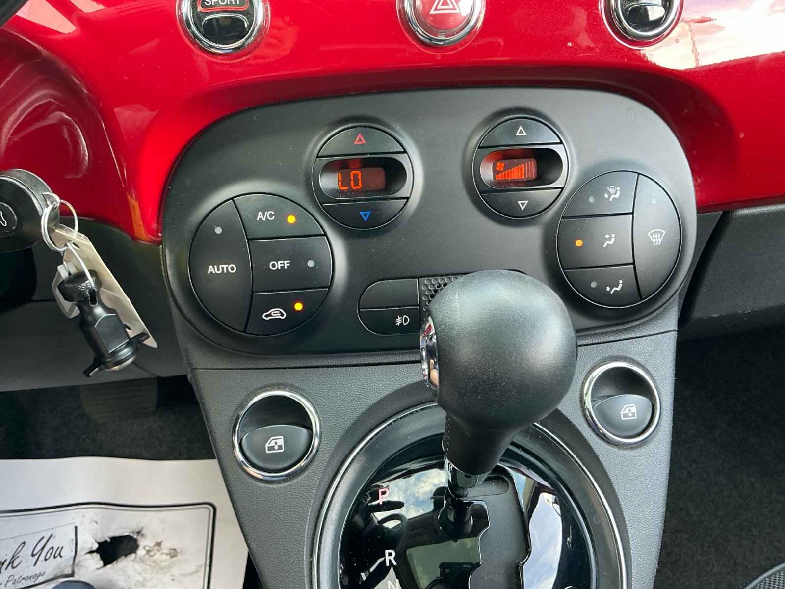 Used 2013 FIAT 500 Lounge image 12