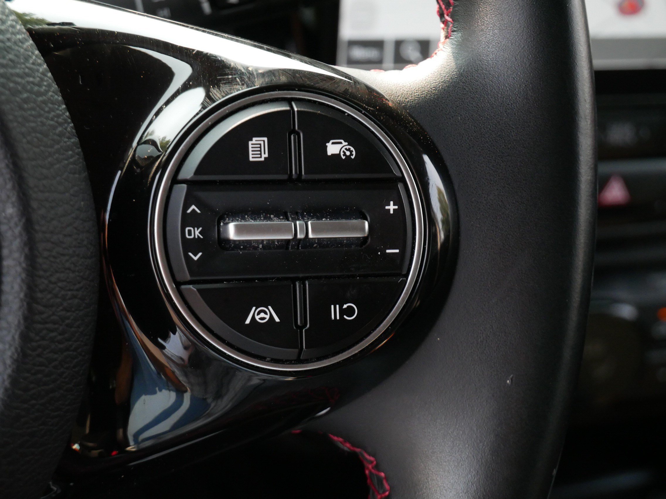 Used 2023 Kia Soul GT-Line FWD image 24