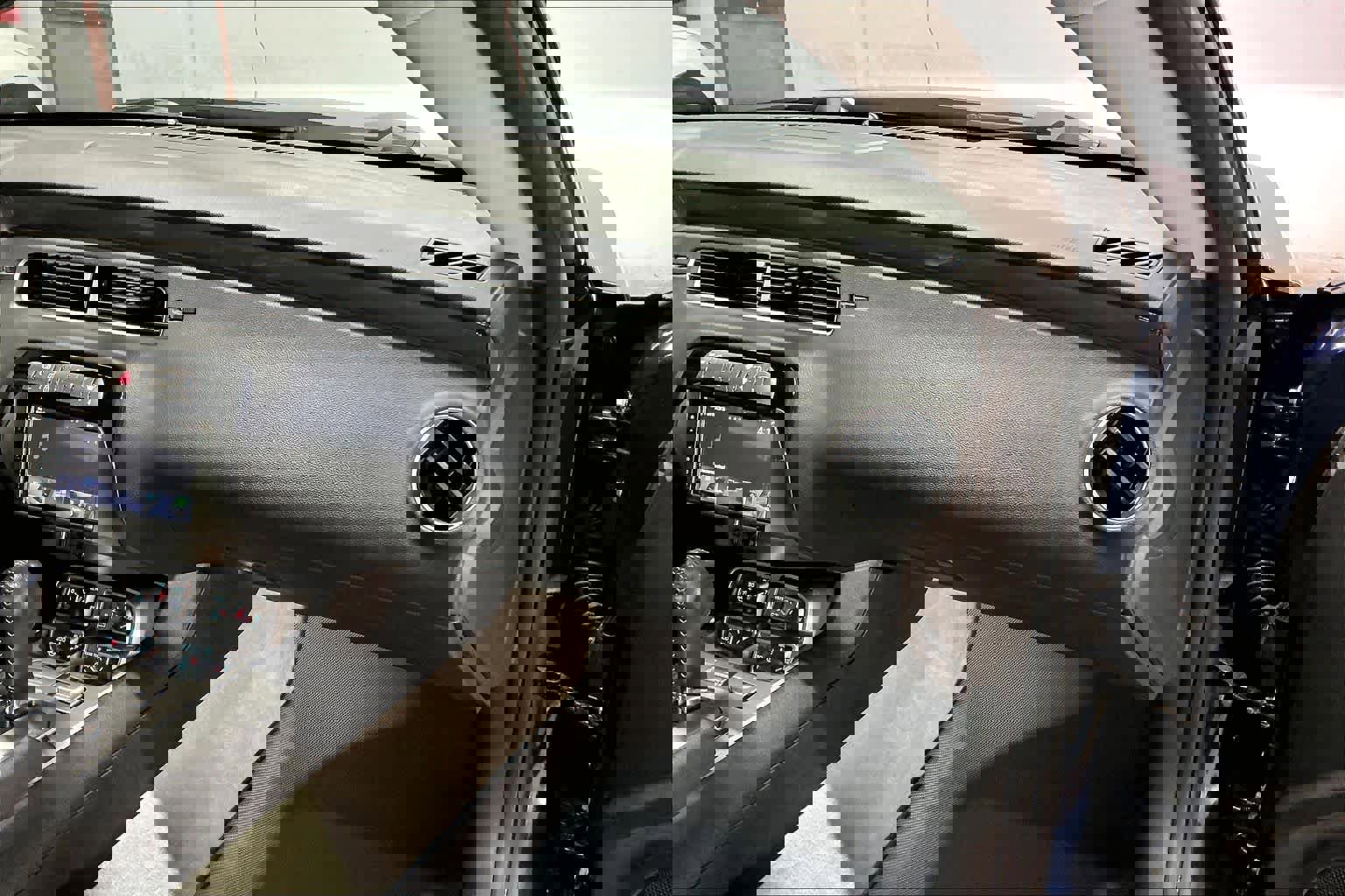 Used 2010 Chevrolet Camaro SS w/ LPO, Ground Effects Package image 18