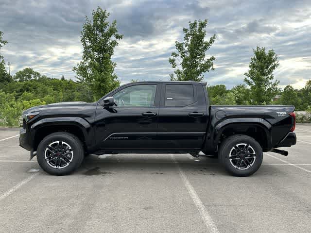 New 2024 Toyota Tacoma TRD Sport AWD/4WD image 28