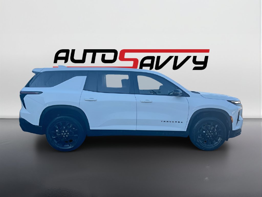 Used 2024 Chevrolet Traverse LS w/ Midnight/Sport Edition FWD image 8