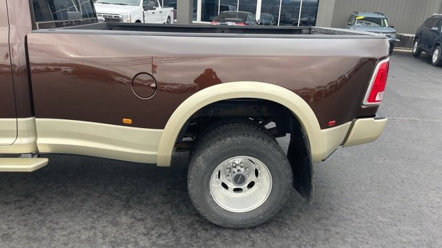 Used 2014 RAM 3500 Laramie Longhorn image 3