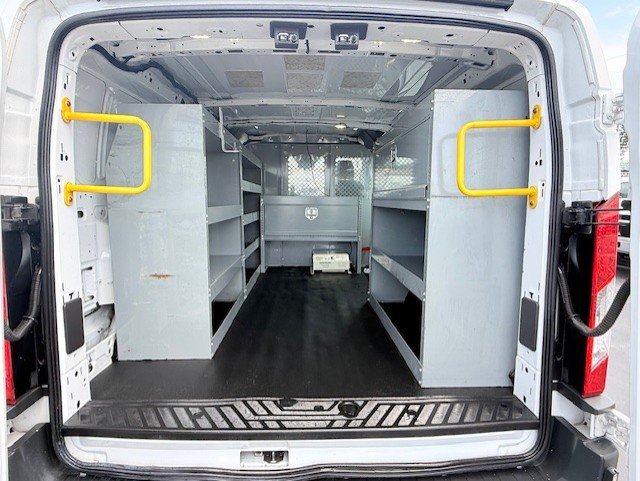 Used 2015 Ford Transit 250 130 Low Roof RWD image 12