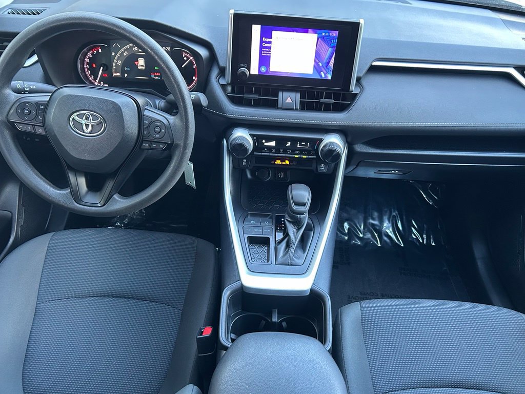 Used 2024 Toyota RAV4 LE FWD image 10