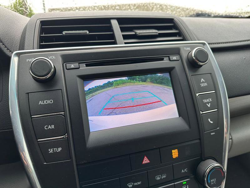 Used 2015 Toyota Camry LE FWD image 10
