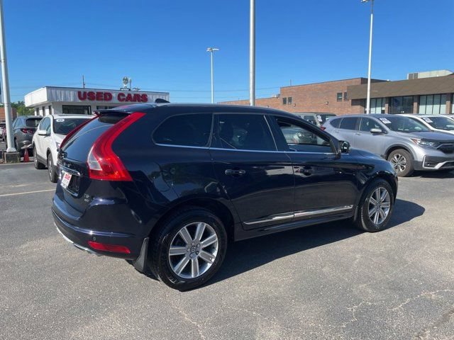 Used 2017 Volvo XC60 T5 Inscription w/ Preferred Option Package AWD/4WD image 3
